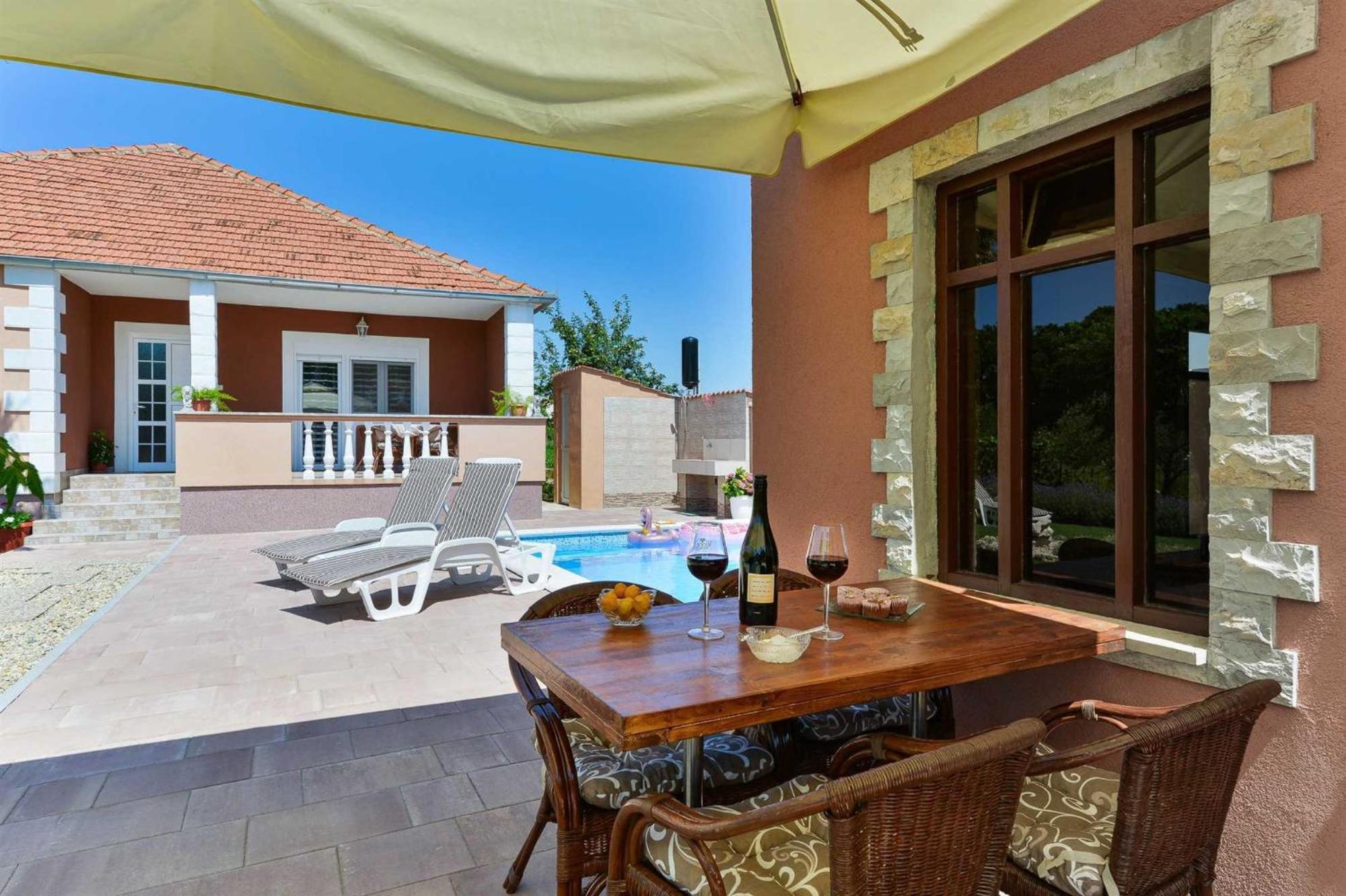 Holiday House Meri, 5+2, Бенковац Екстериор снимка